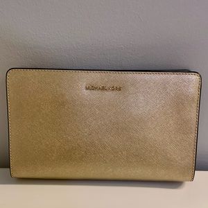 Michael Kors Jet Set Travel Large Convertible Leather Crossbody